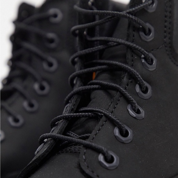 Timberland 6 inch premium boots in black main image 4